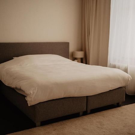Huize Schaberg Bed and Breakfast Borgloon Esterno foto
