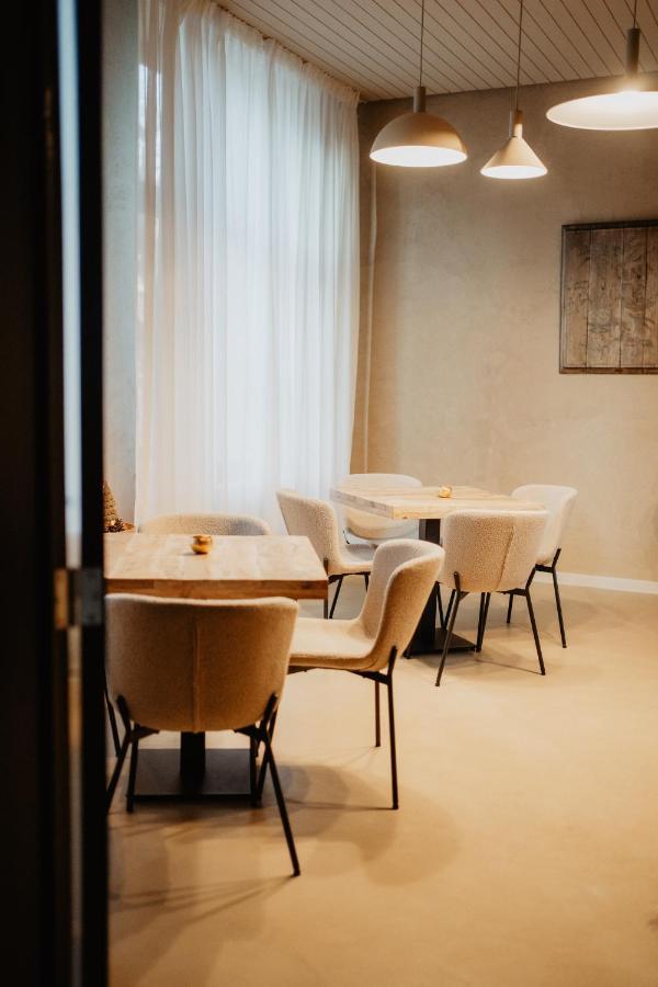 Huize Schaberg Bed and Breakfast Borgloon Esterno foto