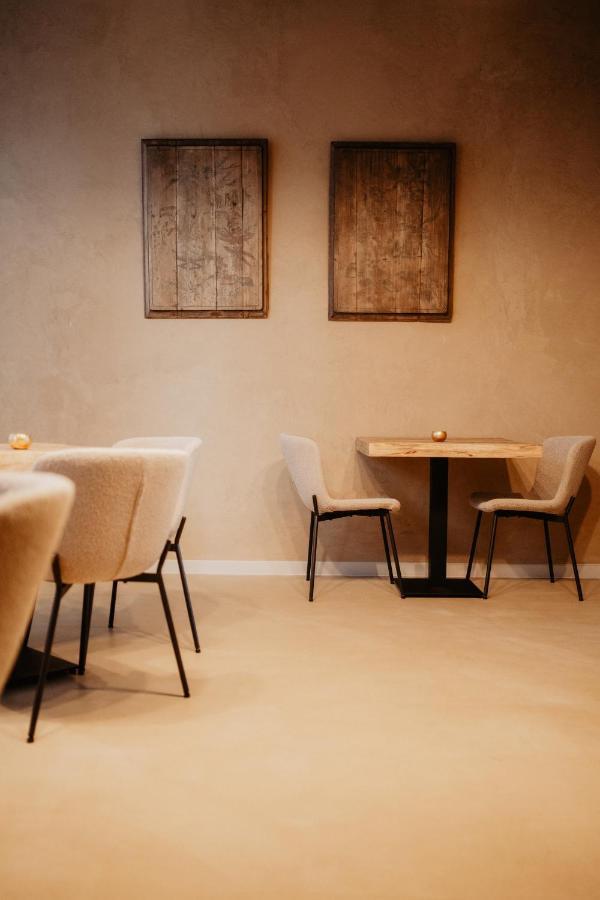 Huize Schaberg Bed and Breakfast Borgloon Esterno foto